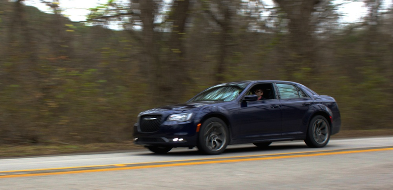 Illustration for article titled The 2015 Chrysler 300S Is The Perfect Car For The Right Kind Of Hitman